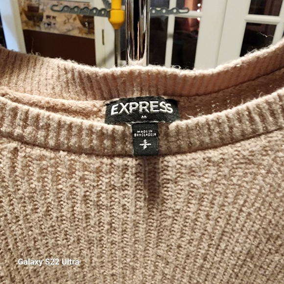 Express Sweaters - Express Cream Chunky Knit Crew Neck Sweater